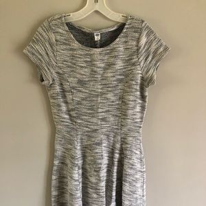 Lightweight gray & white knit midi dress